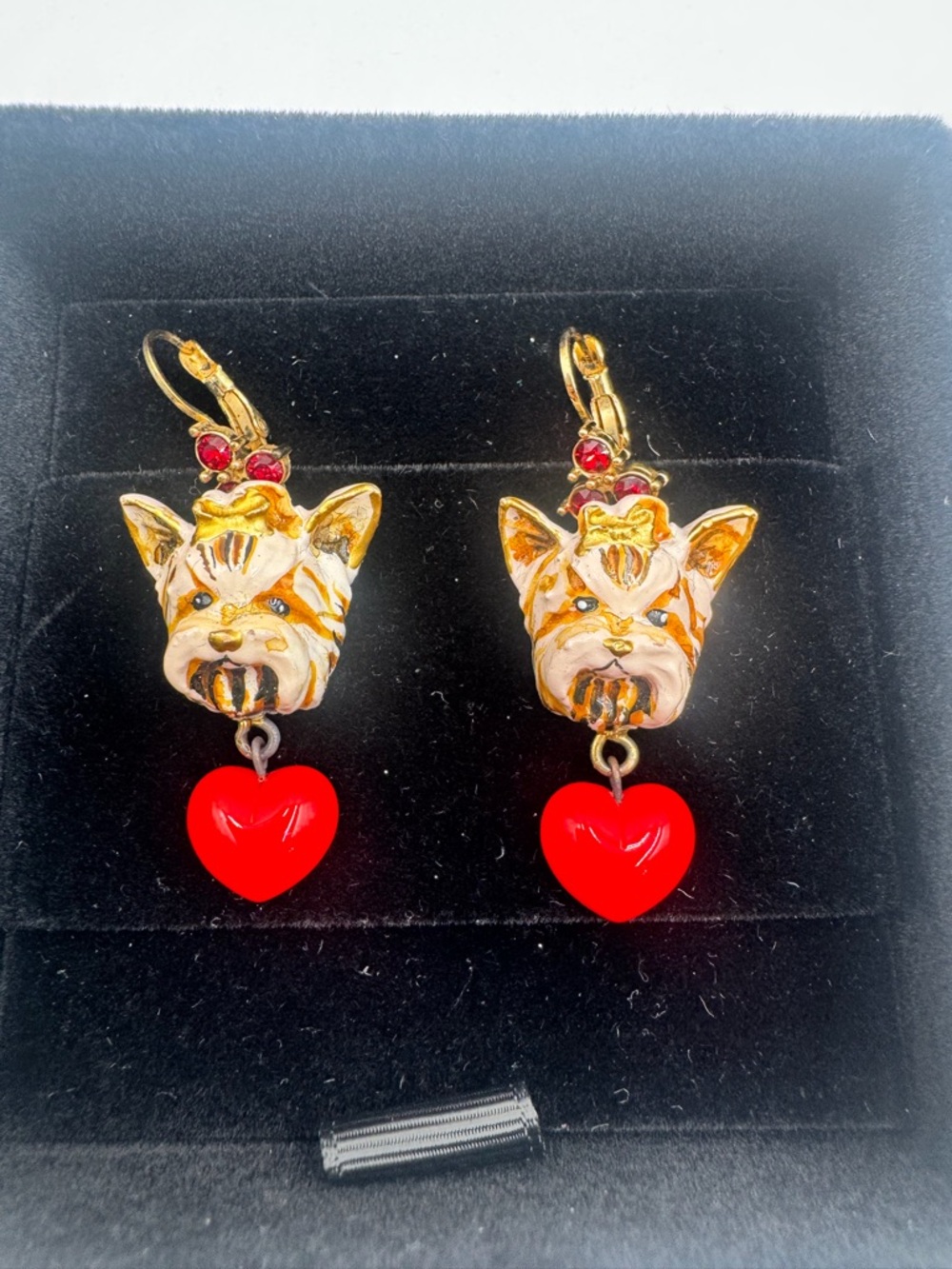 Dolce & Gabbana Dog Earrings - Picture 2 of 4